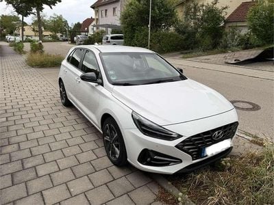 Gebraucht Hyundai i30 Edition 30+ 116 PS (85 kW) 2021 Weiß Limousine