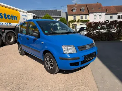 Occasion Fiat Panda Dynamic 60 ch (44 kW) 2004 Bleue Citadine