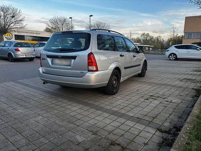 Usata Ford Focus 75 CV (55 kW) 2001 Argento Station wagon