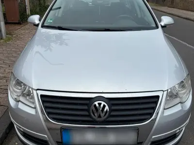Gebraucht VW Passat 105 PS (77 kW) 2008 Grau Kombi