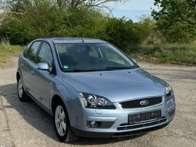 Gebraucht Ford Focus Titanium 145 PS (106 kW) 2007 Blau Limousine