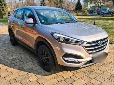 Gebraucht Hyundai Tucson 132 PS (97 kW) 2016 Beige SUV