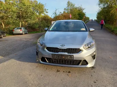 Gebraucht Kia Ceed 100 PS (73 kW) 2019 Grau Kleinwagen