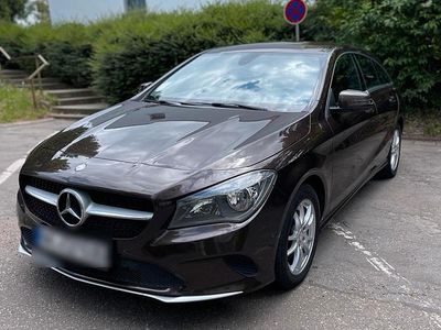 Mercedes CLA180