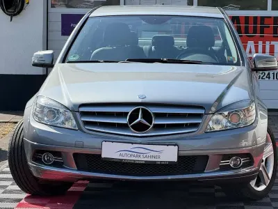 Gebraucht Mercedes C200 184 PS (135 kW) 2009 Silber Limousine