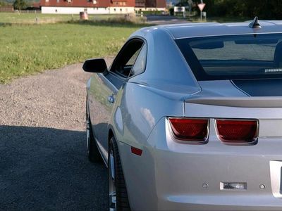 Gebraucht Chevrolet Camaro 330 PS (242 kW) 2010 Silber Coupé
