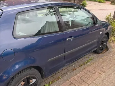 Używany VW Polo 64 KM (47 kW) 2008 Niebieski Hatchback