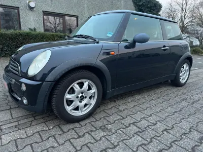 Gebraucht Mini ONE 90 PS (66 kW) 2006 Schwarz Kleinwagen