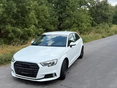 Gebraucht Audi A3 Sportback 150 PS (110 kW) 2018 Weiß Kleinwagen