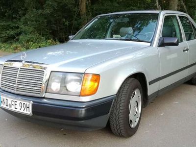 gebraucht Mercedes E200 E-Klasse D H-Kennzeichen