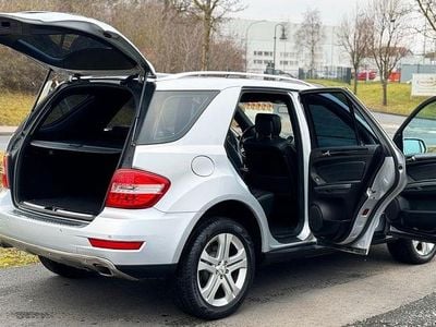 Mercedes ML300