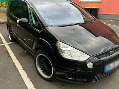 Gebraucht Ford S-MAX S 143 PS (105 kW) 2009 Van / Kleinbus