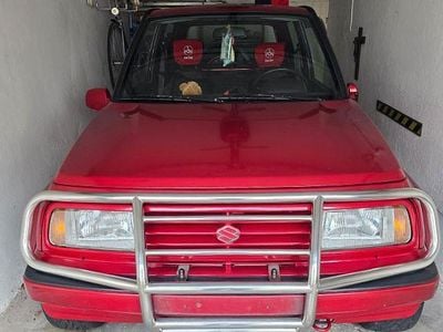 Gebraucht Suzuki Vitara 98 PS (72 kW) 1995 Rot SUV