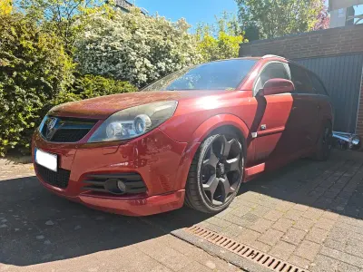 Gebraucht Opel Vectra OPC 150 PS (110 kW) 2007 Rot Kombi