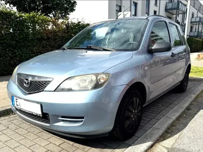 Gebraucht Mazda 2 80 PS (58 kW) 2004 Blau Kleinwagen