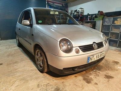 Second-hand VW Lupo Basis 75 CP (55 kW) 2003 Argintiu Hatchback