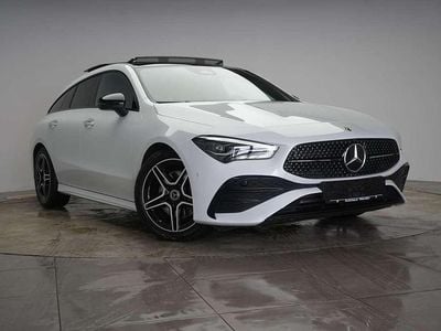 Gebraucht Mercedes CLA220 AMG line 190 PS (139 kW) 2023 Digital white Limousine