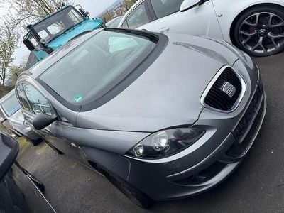 Second-hand Seat Altea XL Comfort 102 CP (75 kW) 2009 Gri Monovolum