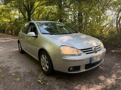 Gebraucht VW Golf IV 102 PS (75 kW) 2006 Silber Limousine
