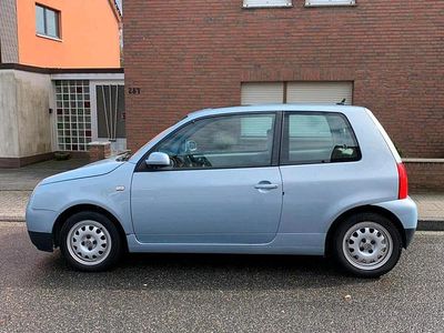 Gebraucht VW Lupo 61 PS (44 kW) 2001 Blau Kleinwagen
