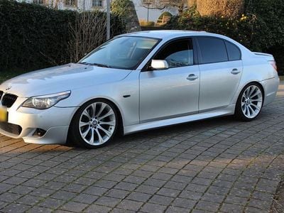 Gebraucht BMW 530 M Sport 235 PS (172 kW) 2007 Silber Limousine