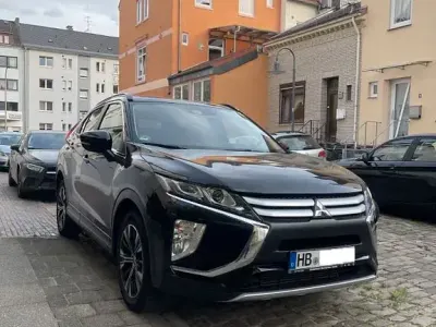 Gebraucht Mitsubishi Eclipse Cross 163 PS (119 kW) 2018 Schwarz SUV