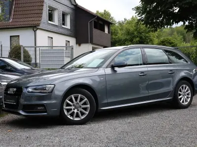 Gebraucht Audi A4 Attraction 170 PS (125 kW) 2014 Grau Kombi