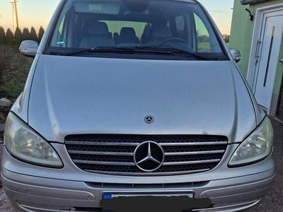 Gebraucht Mercedes Viano 116 PS (85 kW) 2009 Silber Van / Kleinbus