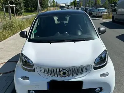 Gebraucht Smart ForTwo Coupé Passion 90 PS (66 kW) 2018 Schwarz Coupé