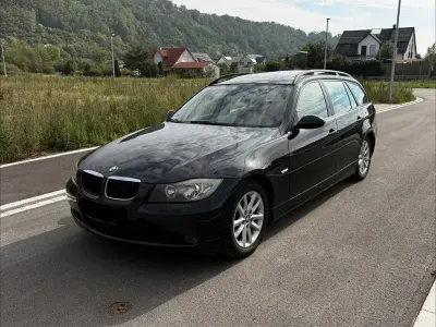 Gebraucht BMW 320 177 PS (130 kW) 2008 Schwarz Kombi