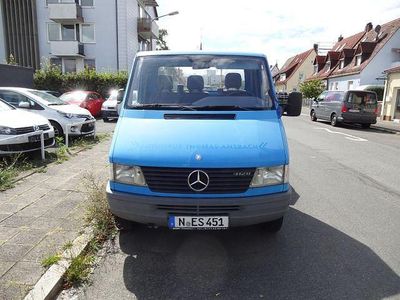 Gebraucht Mercedes Sprinter 122 PS (89 kW) 1997 Blau Van