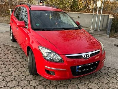 Second-hand Hyundai i30 85 CP (62 kW) 2010 Roșu