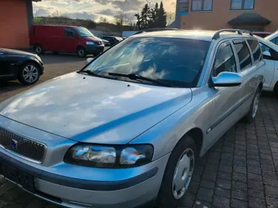 Używany Volvo V70 140 KM (102 kW) 2001 Srebrny Kombi