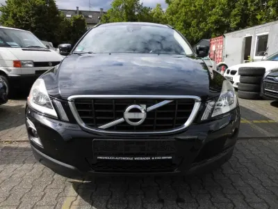 Gebraucht Volvo XC60 Kinetic 163 PS (119 kW) 2009 Schwarz SUV