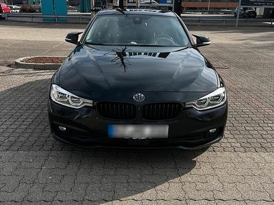 Gebraucht BMW 330 Comfort Edition 258 PS (189 kW) 2015 Schwarz Limousine