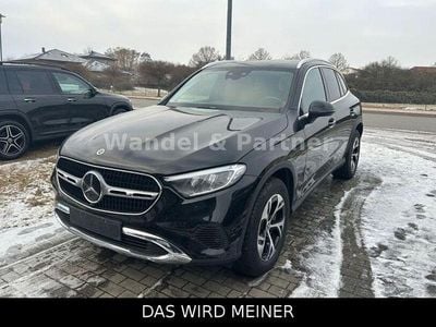 Gebraucht Mercedes GLC300e 197 PS (144 kW) 2023 Schwarz SUV