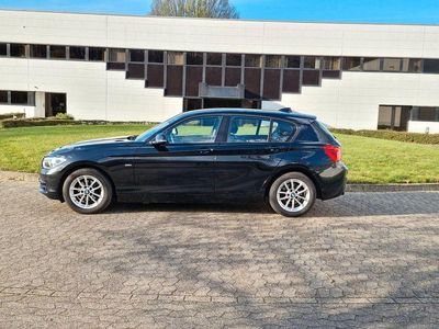 Gebraucht BMW 118 Sport Line 136 PS (100 kW) 2017 Schwarz Kleinwagen