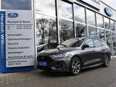 Używany Ford Focus ST-Line 155 KM (114 kW) 2024 Czerwony