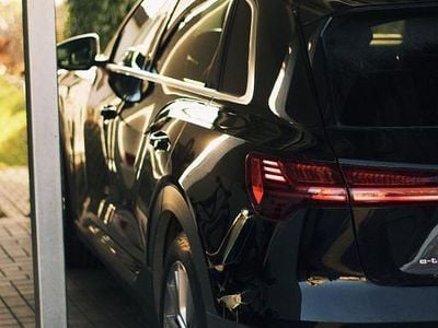 Schwarz Gebraucht 2021 Audi e-tron Performance SUV | 24.500 € (Guter Preis)