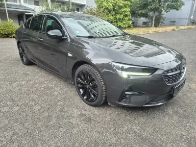 Gebraucht Opel Insignia Edition 174 PS (127 kW) 2020 Braun Limousine