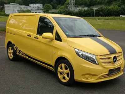 Gebraucht Mercedes Vito 190 PS (139 kW) 2017 Gelb Van