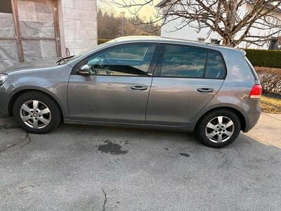 Gebraucht VW Golf VI Trendline 122 PS (89 kW) 2011 Grau Kleinwagen