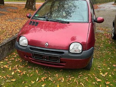 Second-hand Renault Twingo 55 CP (40 kW) 2003 Roșu Hatchback