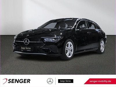 Gebraucht Mercedes CLA180 Shooting Brake 136 PS (100 kW) 2024 Unilack nachtschwarz Kombi
