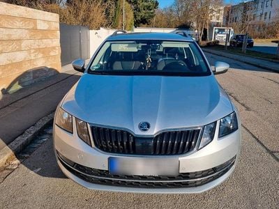 Second-hand Skoda Octavia 116 CP (85 kW) 2017 Argintiu Break