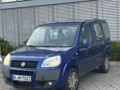 Gebraucht Fiat Doblò 105 PS (77 kW) 2007 Blau Van / Kleinbus