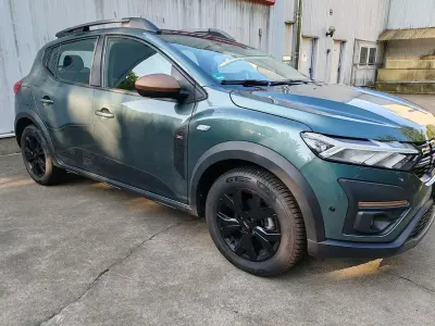 Gebraucht Dacia Sandero Extreme 101 PS (74 kW) 2025 Grün Limousine