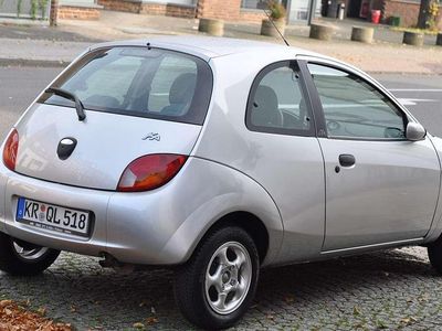 Silber Gebraucht 2003 Ford Ka Futura Limousine | 3.900 € (Teuer)