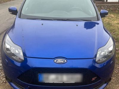 gebraucht Ford Focus 2,0 EcoBoost ST Leder-Sport-Paket ST