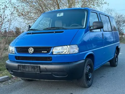 Gebraucht VW Caravelle 102 PS (75 kW) 2002 Blau Van